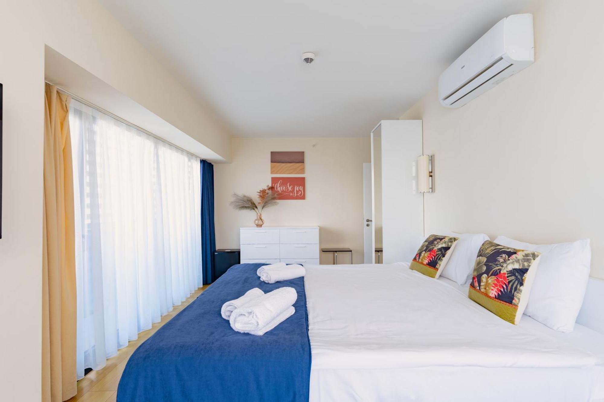 Orbi City Hotel Sea View Batoumi Extérieur photo