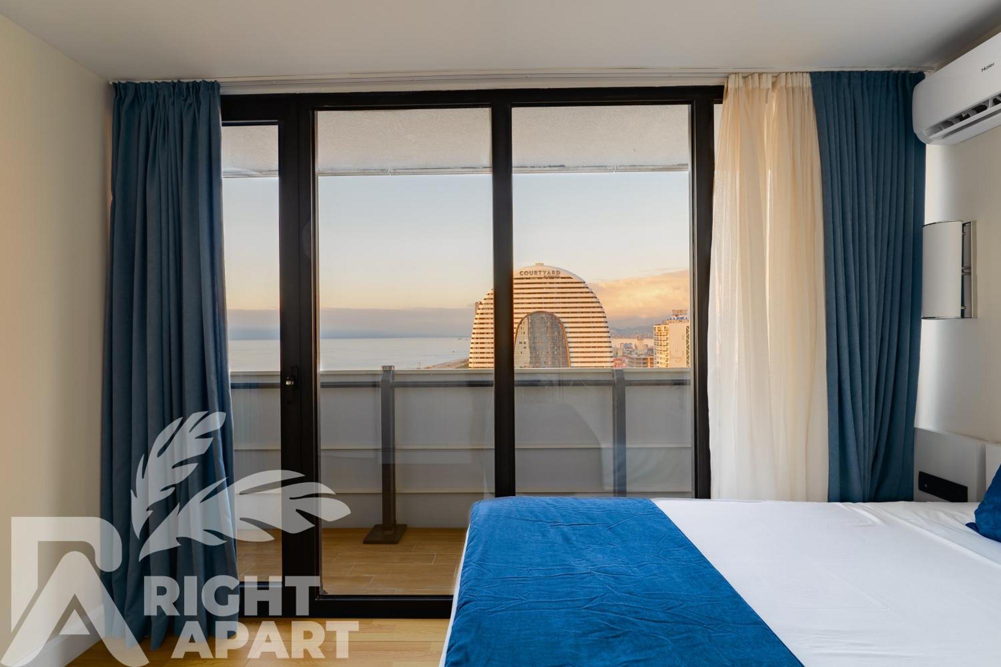 Orbi City Hotel Sea View Batoumi Extérieur photo