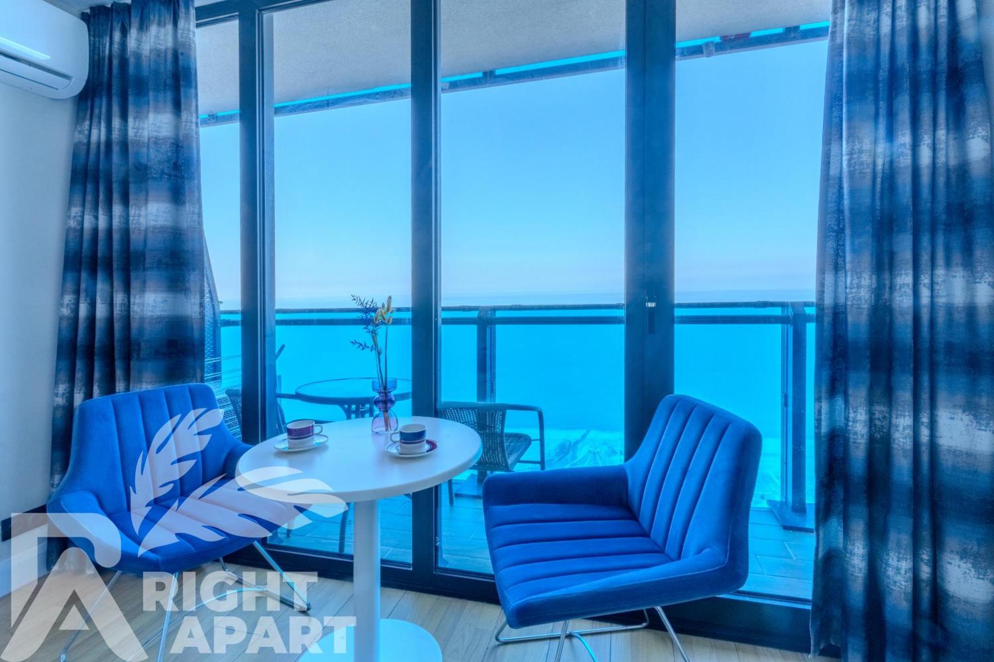Orbi City Hotel Sea View Batoumi Extérieur photo